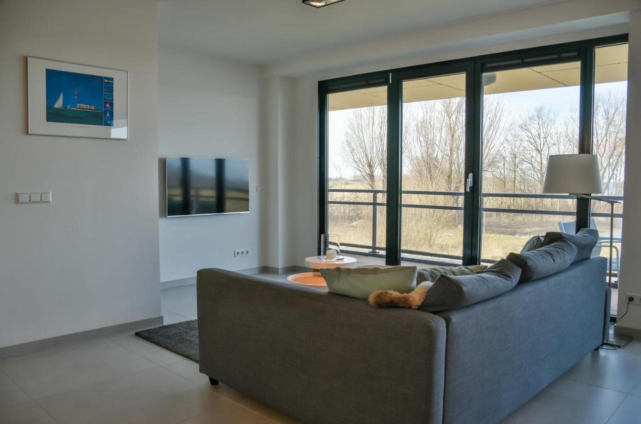 Appartement Aan Jachthaven Met Zicht Op Veerse Meer Arnemuiden Exteriör bild