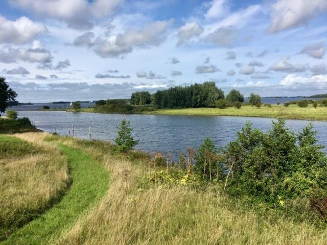 Appartement Aan Jachthaven Met Zicht Op Veerse Meer Arnemuiden Exteriör bild